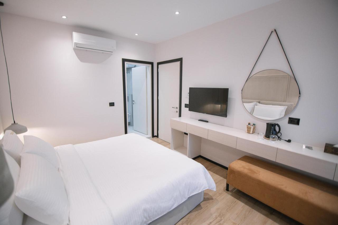 Boulevard Boutique Aparthotel Korça Kültér fotó